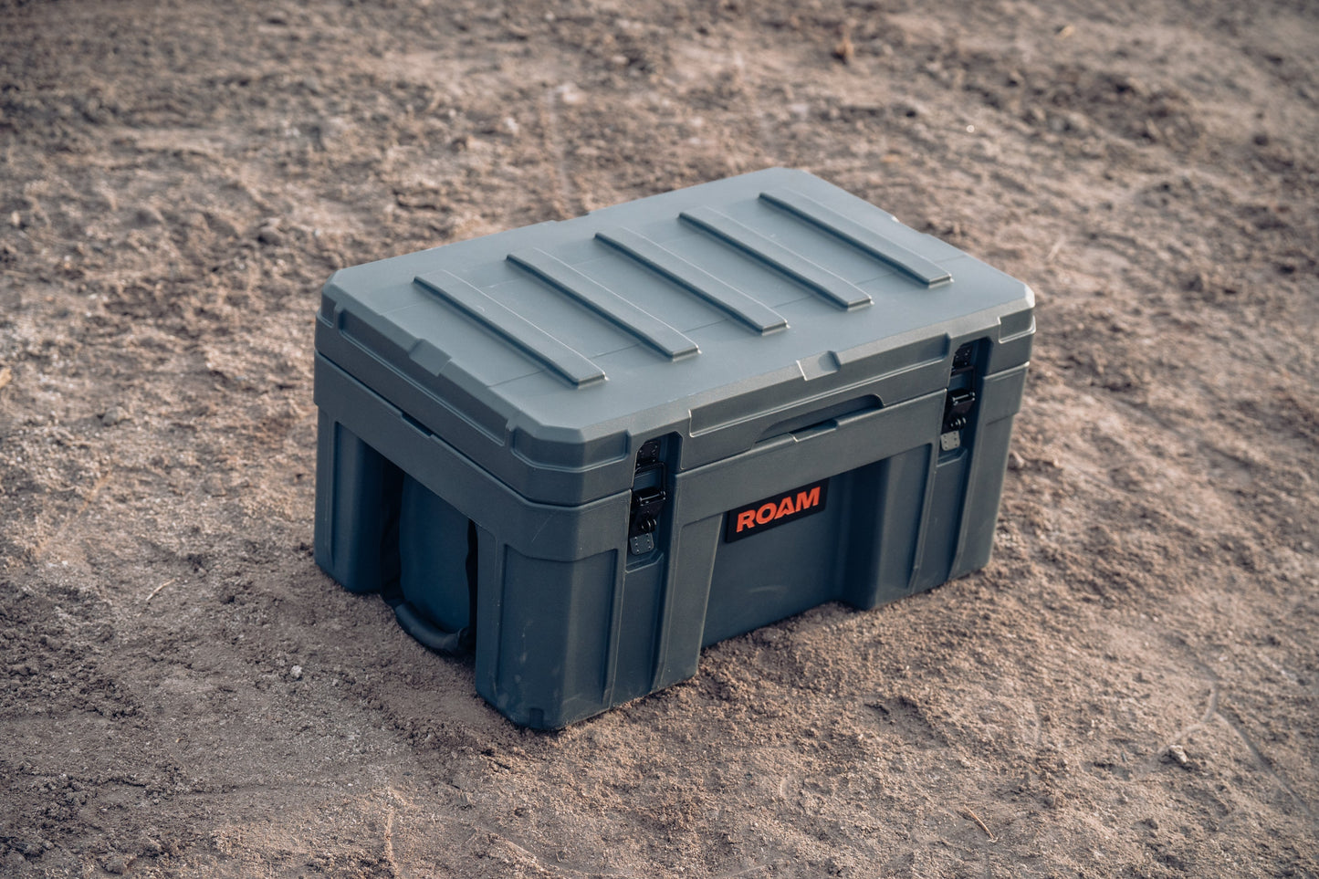 Roam- 76L Rugged Case