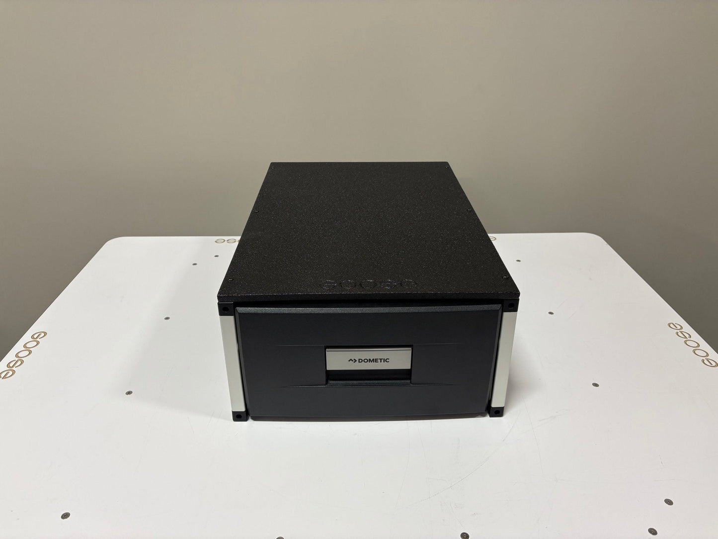 Goose Gear- Dometic Fridge Drawer Module - Explore Series - Rectangular Top Plate - 19-1/4"W x 10"H x 28"D
