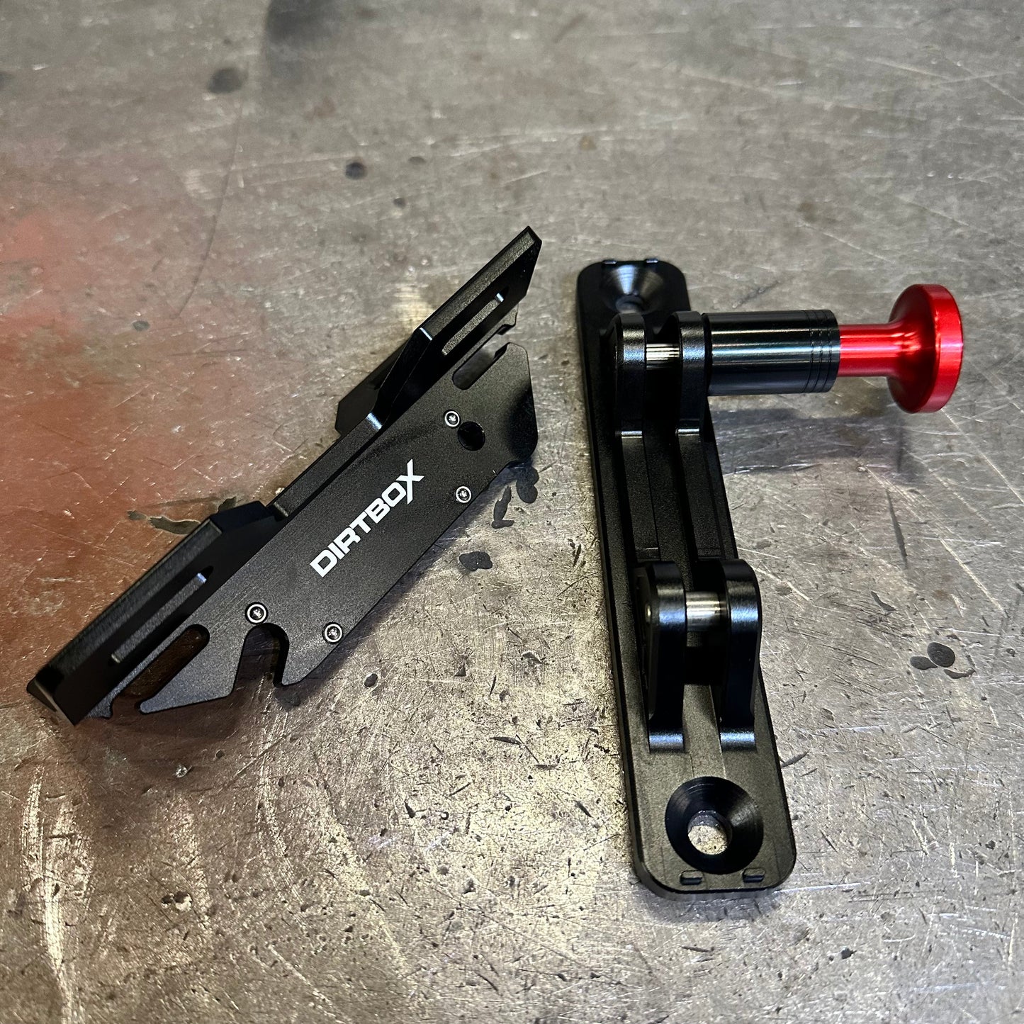 Dirtbox- Quick Release Fire Extinguisher Mount