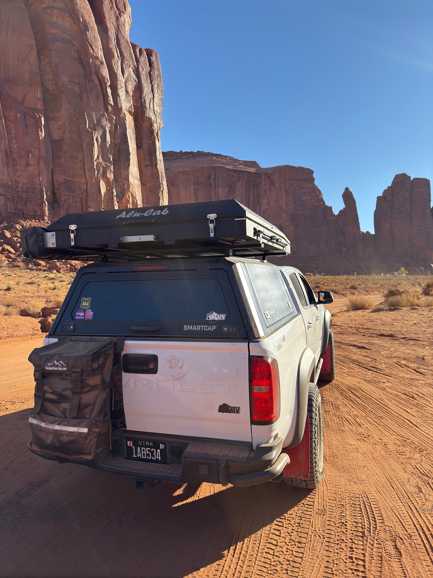 OverlandGearGuy- The Max Adventure Tailgate Trash Bag