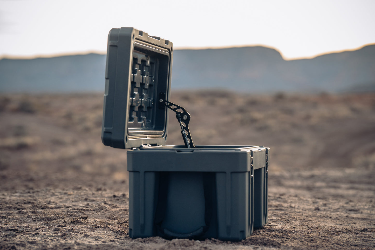Roam- 76L Rugged Case