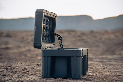 Roam- 76L Rugged Case