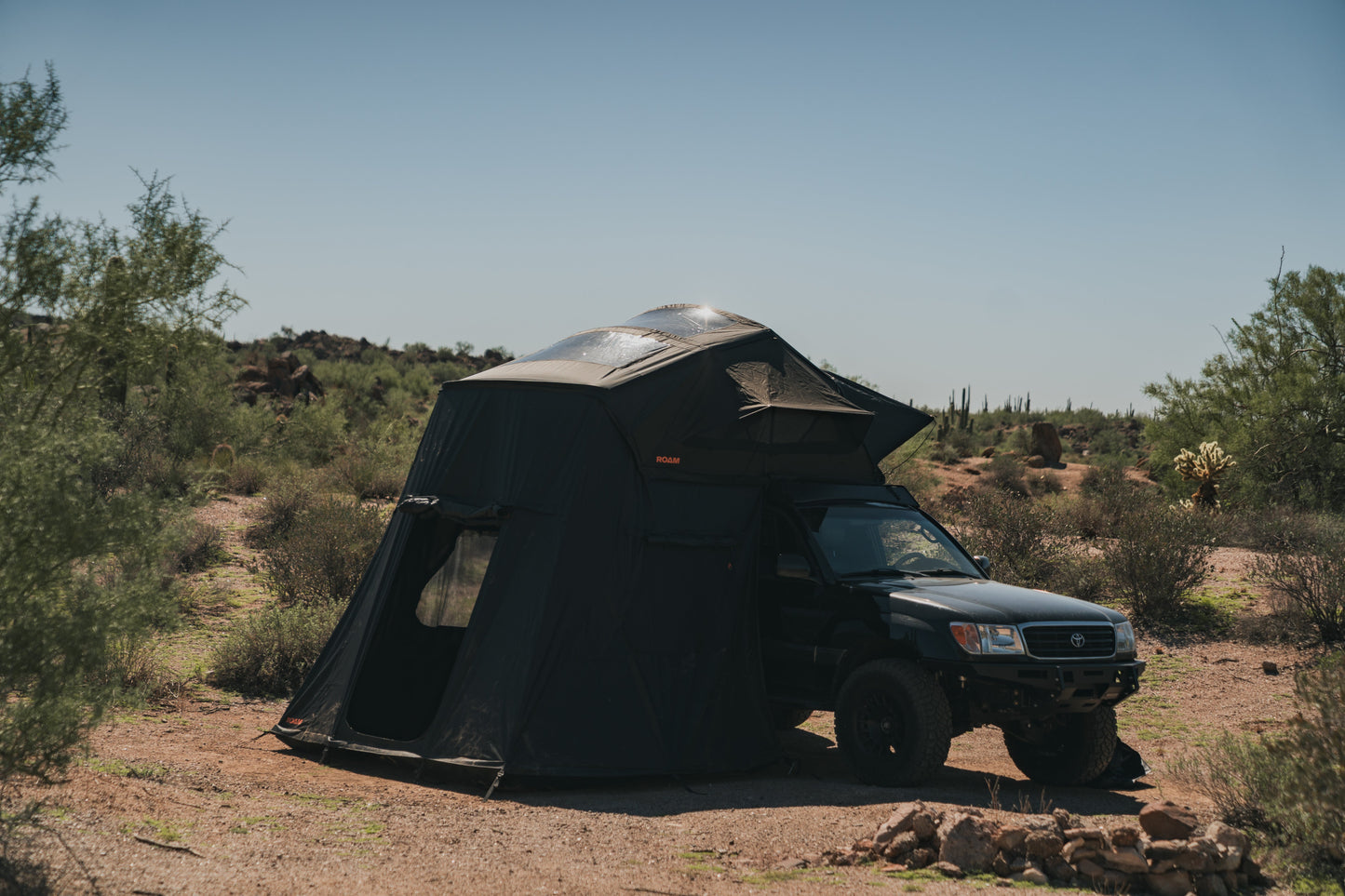 Roam- Vagabond 2.0 Rooftop Tent