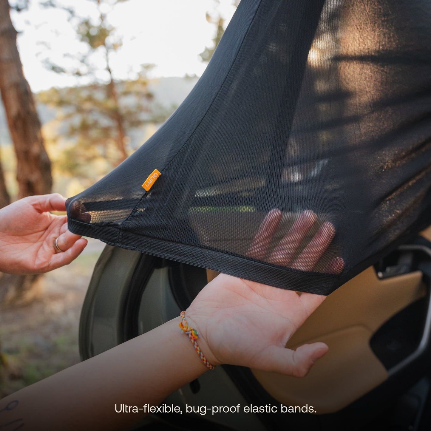 Luno- Car Window Screens