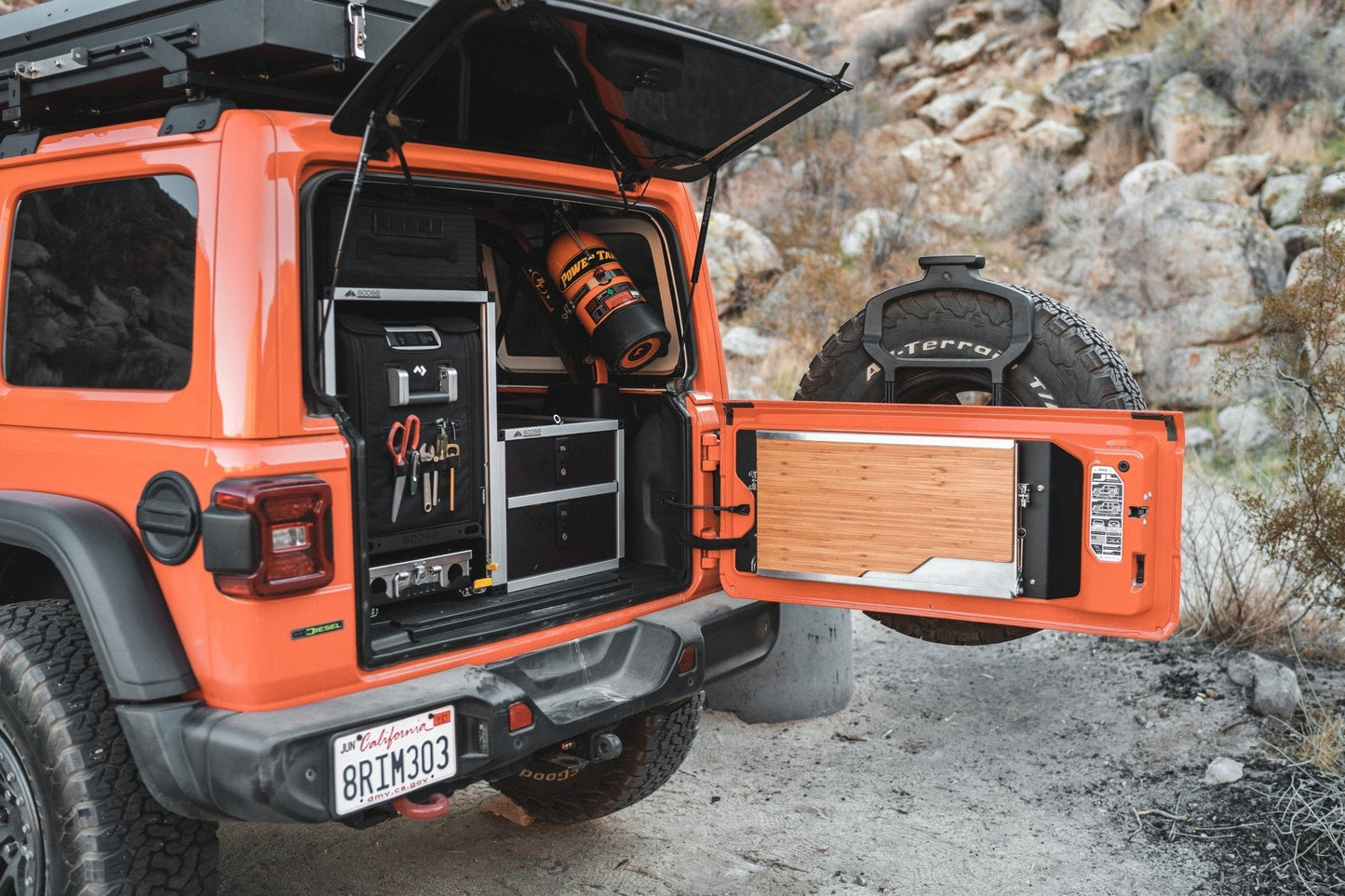 Goose Gear- Jeep Wrangler 2018-Present JL / JLU - Goose Gear Tailgate Table