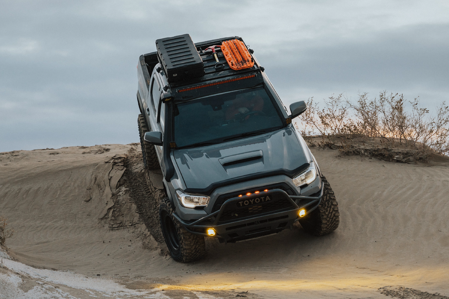 Roam- 83L Rugged Mounts